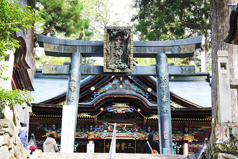 三峯神社　拝殿