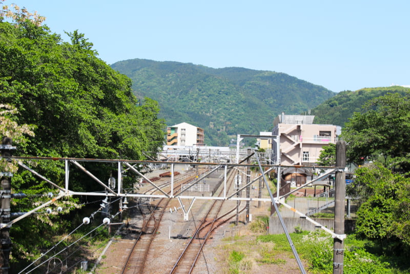 JR御殿場線沿いの橋にて