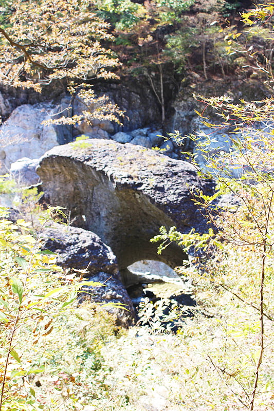 龍王峡　五光岩